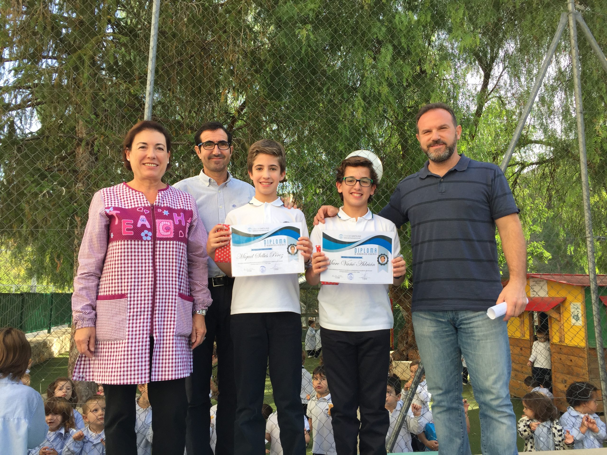 Premios Extraordinarios al Rendimiento Académico