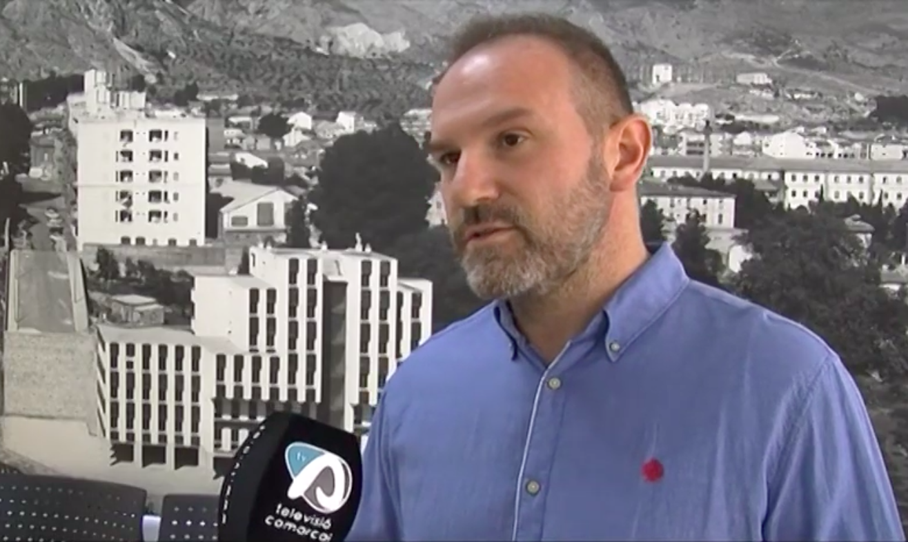 La concertada alcoiana recull 3.000 signatures i protesta contra l’eliminació de compensatòries